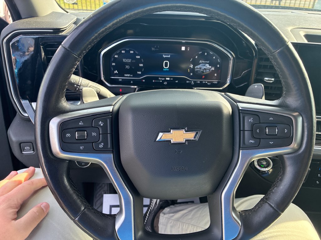 Used 2023 Chevrolet Silverado 1500 LTZ AWD/4WD image 14