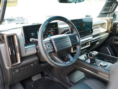 Used 2024 GMC Hummer EV 3X w/ LPO, Illumination Package AWD/4WD image 16