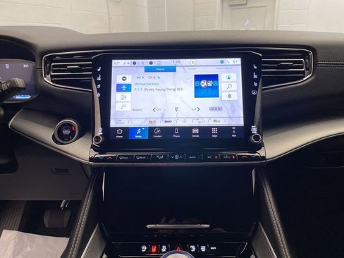 New 2026 Jeep Grand Wagoneer L Limited image 13