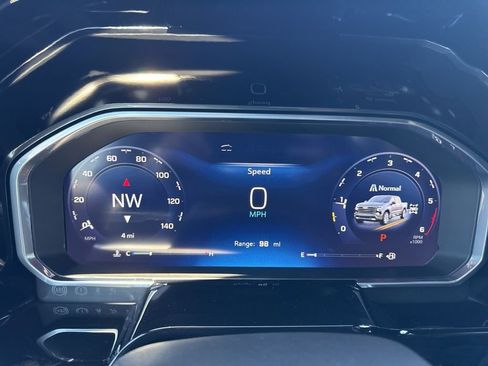 New 2026 Chevrolet Silverado 1500 High Country AWD/4WD image 25