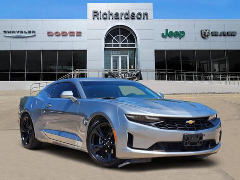 Used 2023 Chevrolet Camaro LT RWD image 1