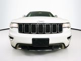 Used 2017 Jeep Grand Cherokee Limited w/ Trailer Tow Group IV image 2
