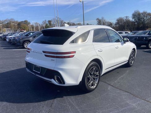 Used 2023 Genesis GV70 2.5T w/ Select Package image 9