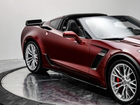 Used 2018 Chevrolet Corvette Z06 RWD image 29