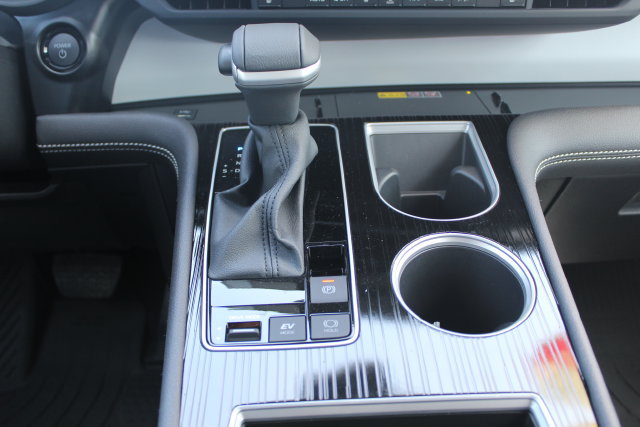 Certified 2026 Toyota Sienna XSE FWD image 33