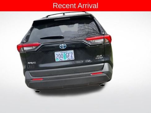 Used 2024 Toyota RAV4 XLE Premium w/ Weather Package image 10