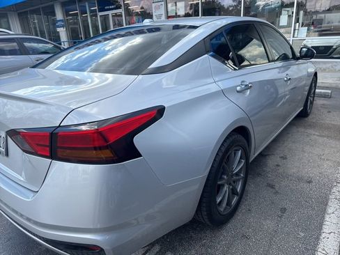 Used 2020 Nissan Altima 2.5 S image 4