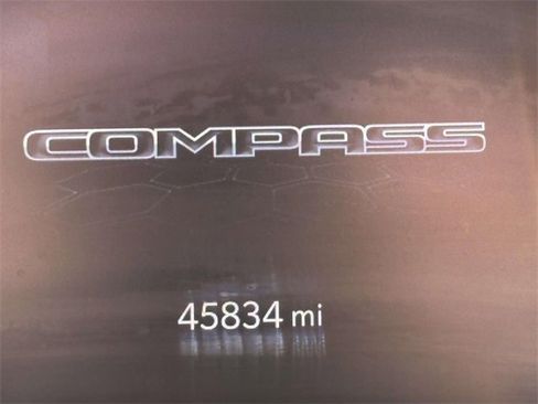 Certified 2023 Jeep Compass Limited image 43