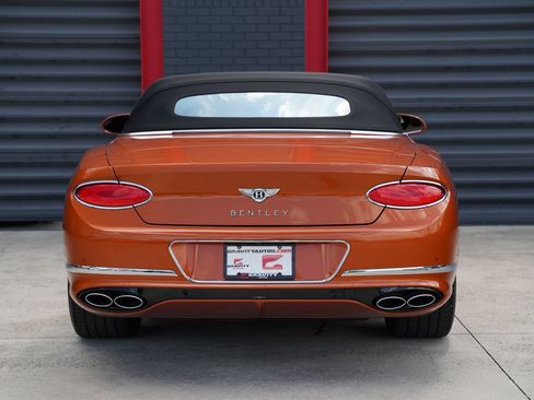 Used 2023 Bentley Continental GT Azure AWD/4WD image 14