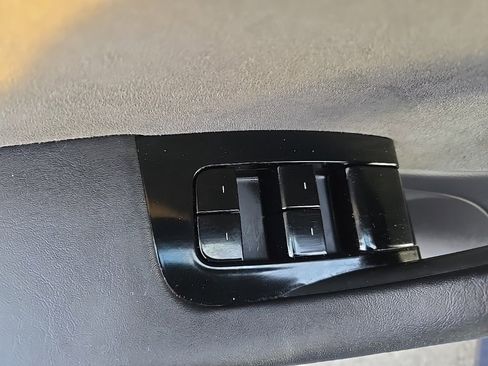 Used 2018 Tesla Model 3 Mid Range image 20
