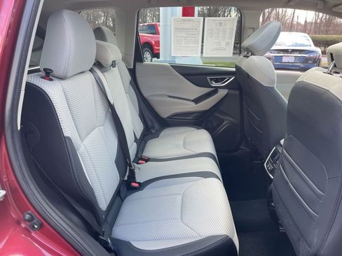 Used 2021 Subaru Forester Premium AWD/4WD image 23