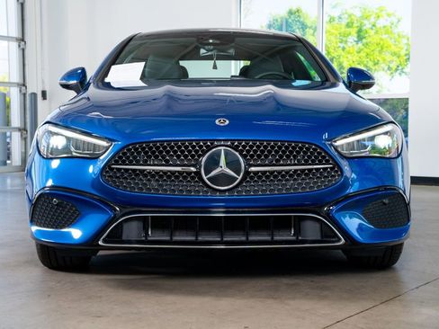 Used 2024 Mercedes-Benz CLE 300 4MATIC Coupe image 4