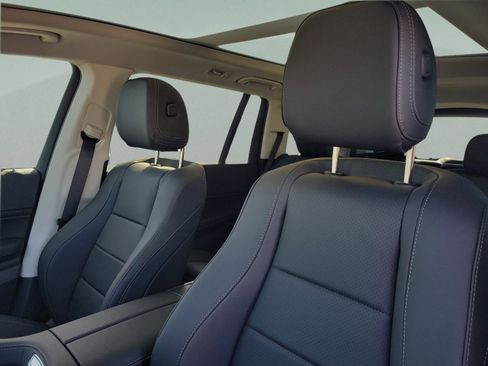 New 2026 Mercedes-Benz GLS 450 4MATIC image 28