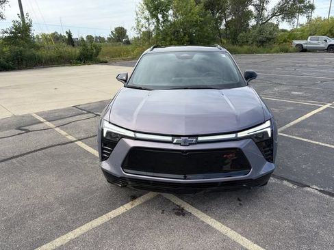 Used 2026 Chevrolet Blazer EV RS w/ Super Cruise Package AWD/4WD image 2