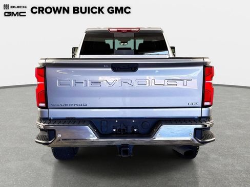Used 2024 Chevrolet Silverado 2500 LTZ w/ LTZ Premium Package AWD/4WD image 6