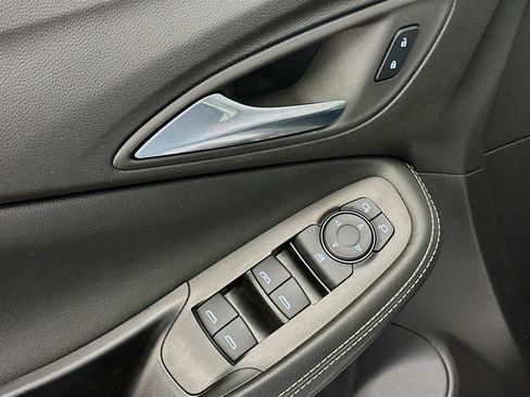 Used 2025 Buick Encore GX Preferred image 15