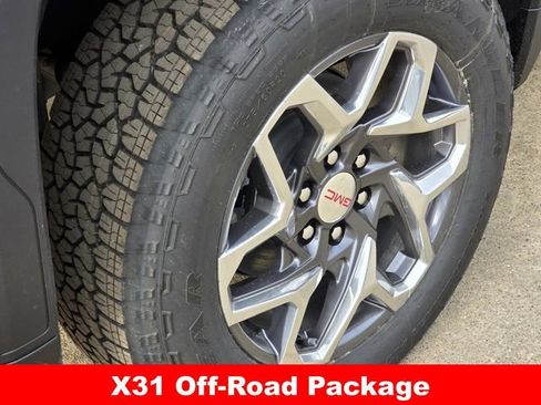 New 2026 GMC Sierra 1500 SLE w/ X31 Off-Road Package AWD/4WD image 14