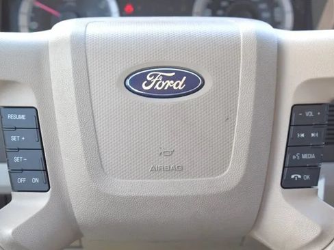 Used 2009 Ford Escape 2WD Hybrid image 15
