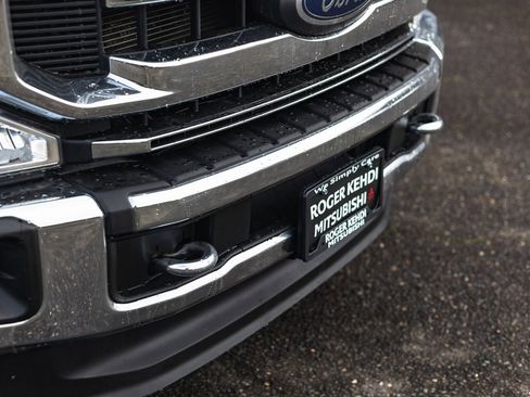 Used 2021 Ford F250 XLT w/ XLT Premium Package image 4