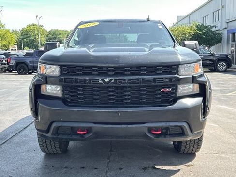 Used 2019 Chevrolet Silverado 1500 Custom Trail Boss w/ Custom Convenience Package AWD/4WD image 2