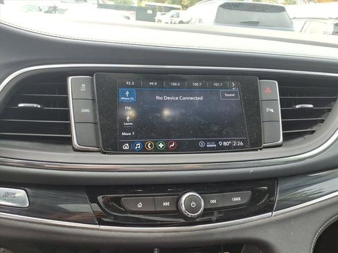 Certified 2020 Buick Enclave Essence image 14