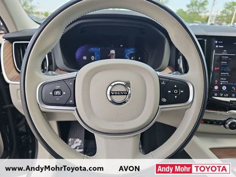 Used 2022 Volvo XC60 B5 Momentum w/ Climate Package AWD/4WD image 15