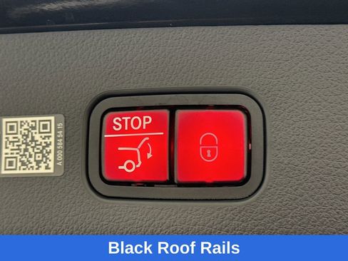 Certified 2025 Mercedes-Benz GLC 300 image 21