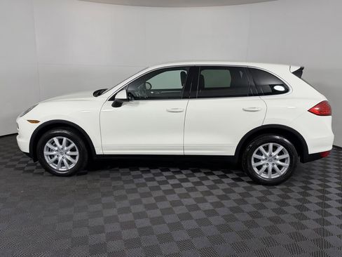 Used 2011 Porsche Cayenne image 9