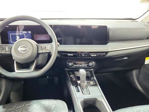 Certified 2026 Nissan Kicks SV FWD image 21