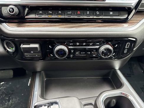 Used 2025 Chevrolet Silverado 1500 RST image 22