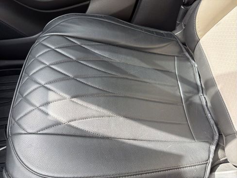 Used 2020 Buick Encore Preferred image 23