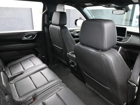 Used 2024 Chevrolet Suburban LT AWD/4WD image 44