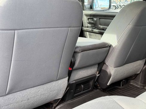 Used 2015 RAM 1500 Express image 26