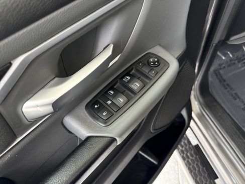 Used 2019 RAM 1500 Big Horn RWD image 14