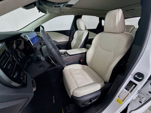 Certified 2024 Lexus RX 350 AWD w/ Convenience Package image 22