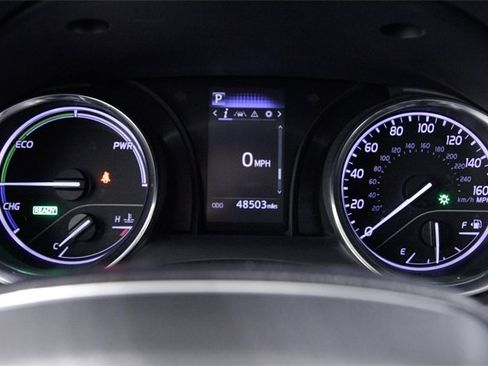 Used 2020 Toyota Camry LE image 23