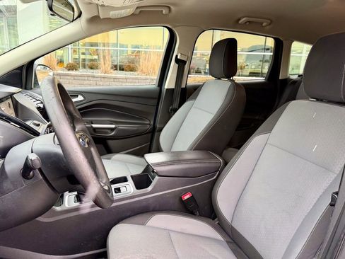 Used 2018 Ford Escape SE w/ SE Sync 3 Package image 10