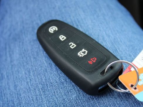 Used 2014 Ford Escape Titanium w/ Equipment Group 401A image 12