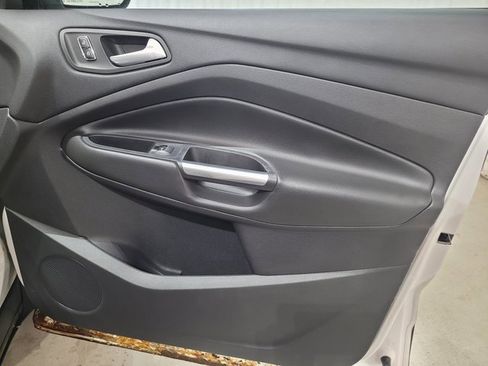 Used 2013 Ford Escape SE image 45