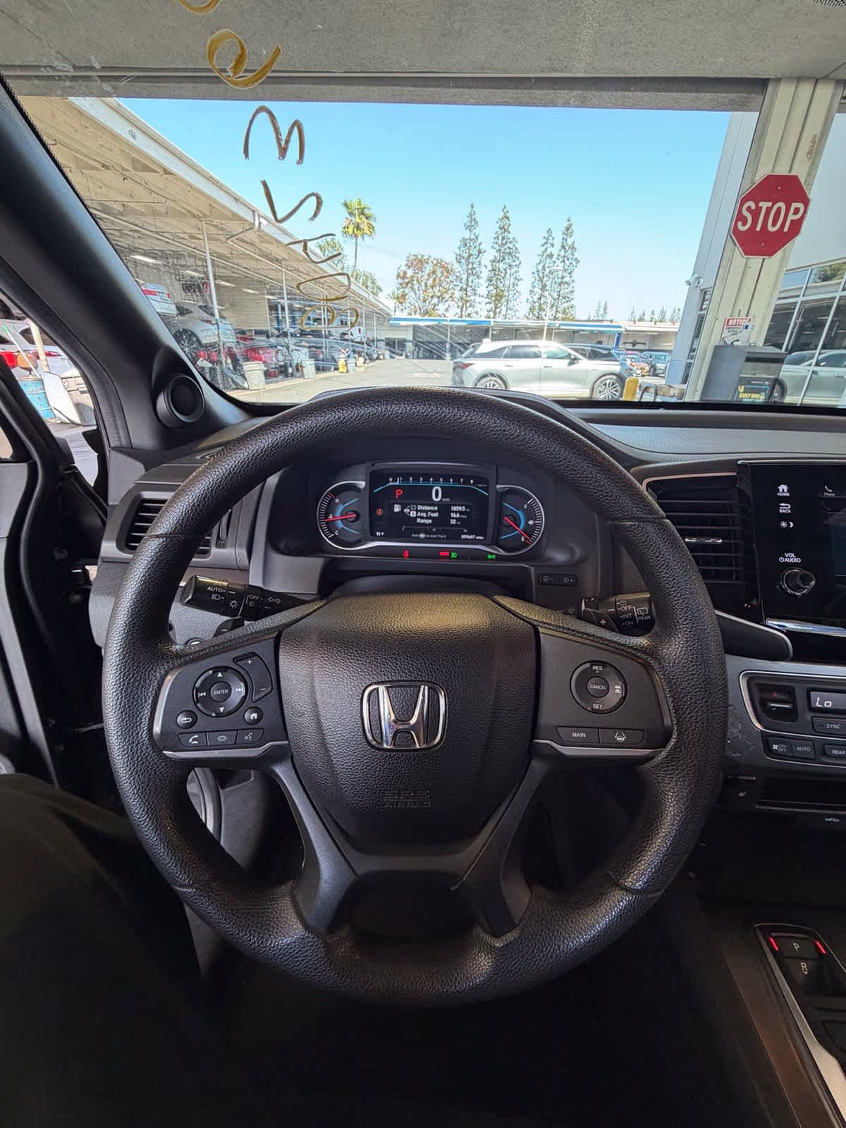 Used 2022 Honda Pilot Sport image 22