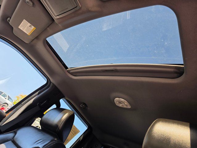 Used 2011 Ford F150 Lariat w/ Lariat Chrome Pkg AWD/4WD image 24
