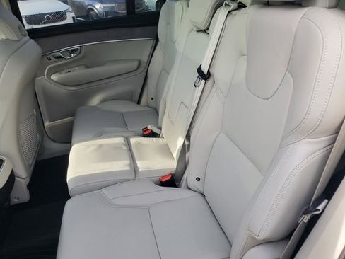 New 2026 Volvo XC90 B6 Ultra w/ Protection Package Premier AWD/4WD image 32