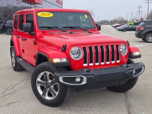 Used 2018 Jeep Wrangler Unlimited Sahara w/ Cold Weather Group image 5