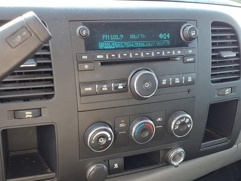 Used 2011 GMC Sierra 1500 W/T w/ Work Truck Preferred Package RWD image 7