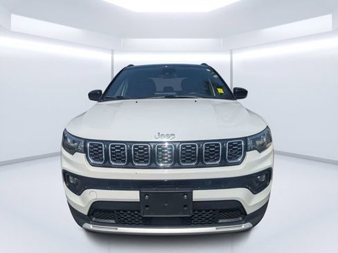 Certified 2024 Jeep Compass Limited AWD/4WD image 8