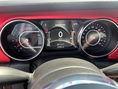 Used 2021 Jeep Wrangler Unlimited Rubicon AWD/4WD image 18