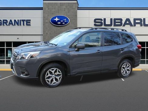 Used 2023 Subaru Forester Premium AWD/4WD image 6