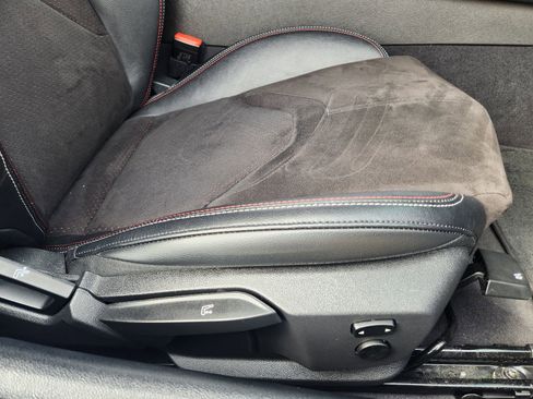 Used 2023 Toyota Supra image 28