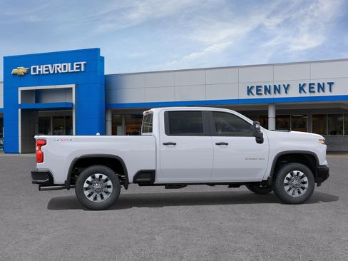 New 2026 Chevrolet Silverado 2500 Custom w/ Custom Value Package AWD/4WD image 5