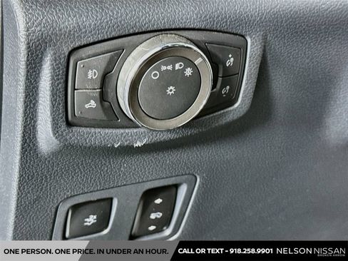 Used 2022 Ford F250 Lariat w/ Black Appearance Package AWD/4WD image 10